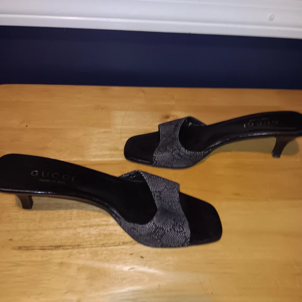 Gucci GG Monogram Kitten Heels Size 35 1/2 - Picture 2 of 5